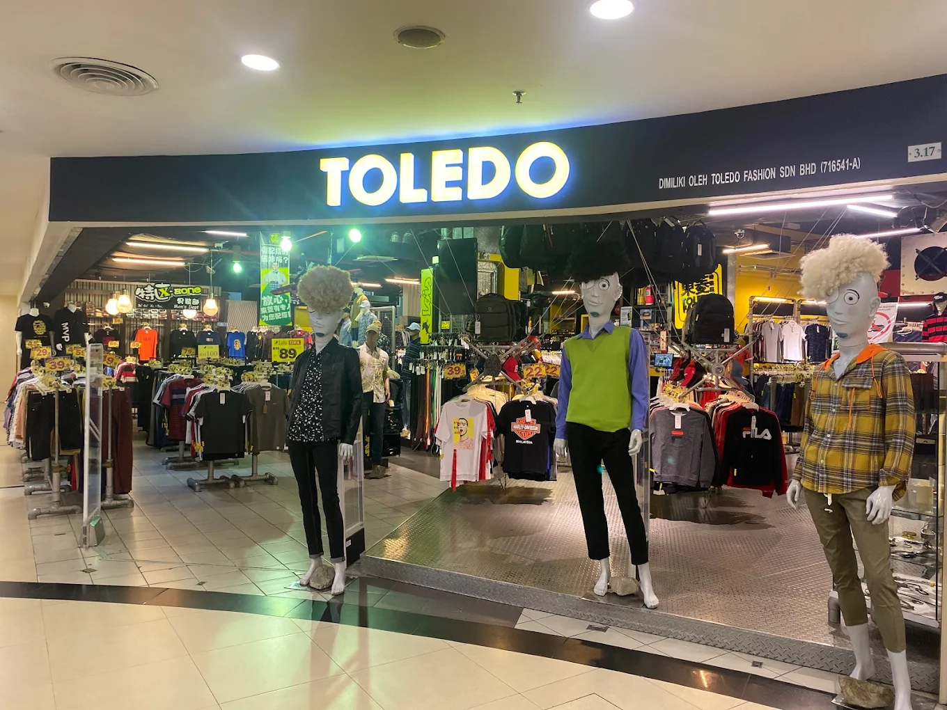 Toledo Fashion Sibu male department storefront
